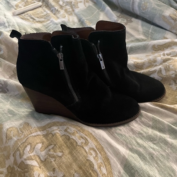 YESTERR wedge bootie by lucky brand - Picture 3 of 4